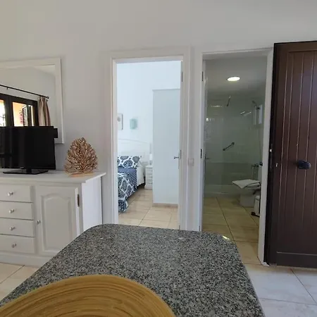 Santa Fe Next To Pool Apartment San Bartolome de Tirajana (Gran Canaria)